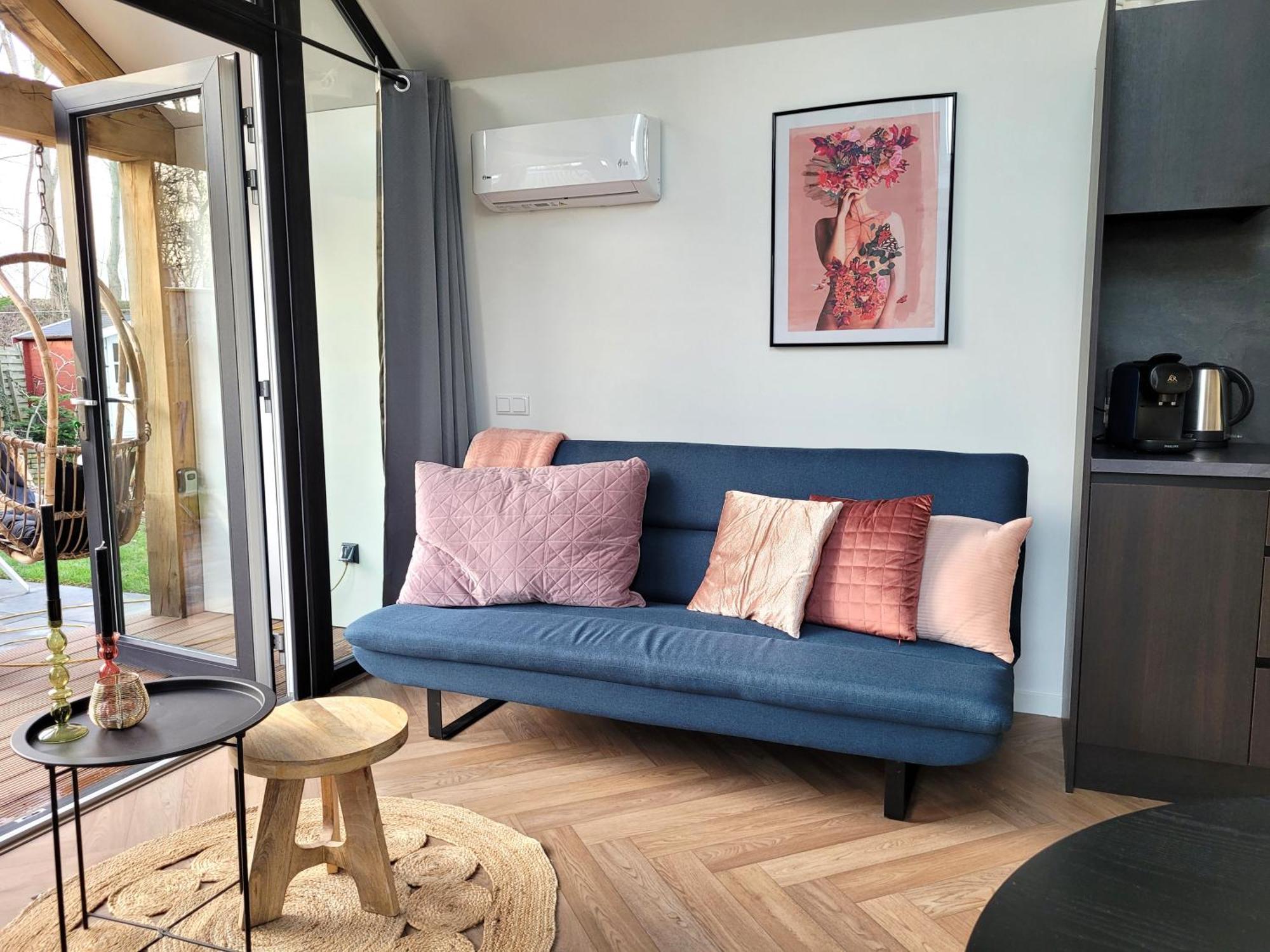 Tiny Zen House In Heinkenszand With Private Sauna, Airco, Outdoor Swimming Pool, Wifi And 2 Bedrooms المظهر الخارجي الصورة